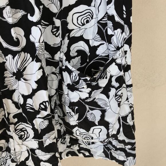 Anthropologie • Maeve Floral Zola Shift Dress - Picture 3 of 5